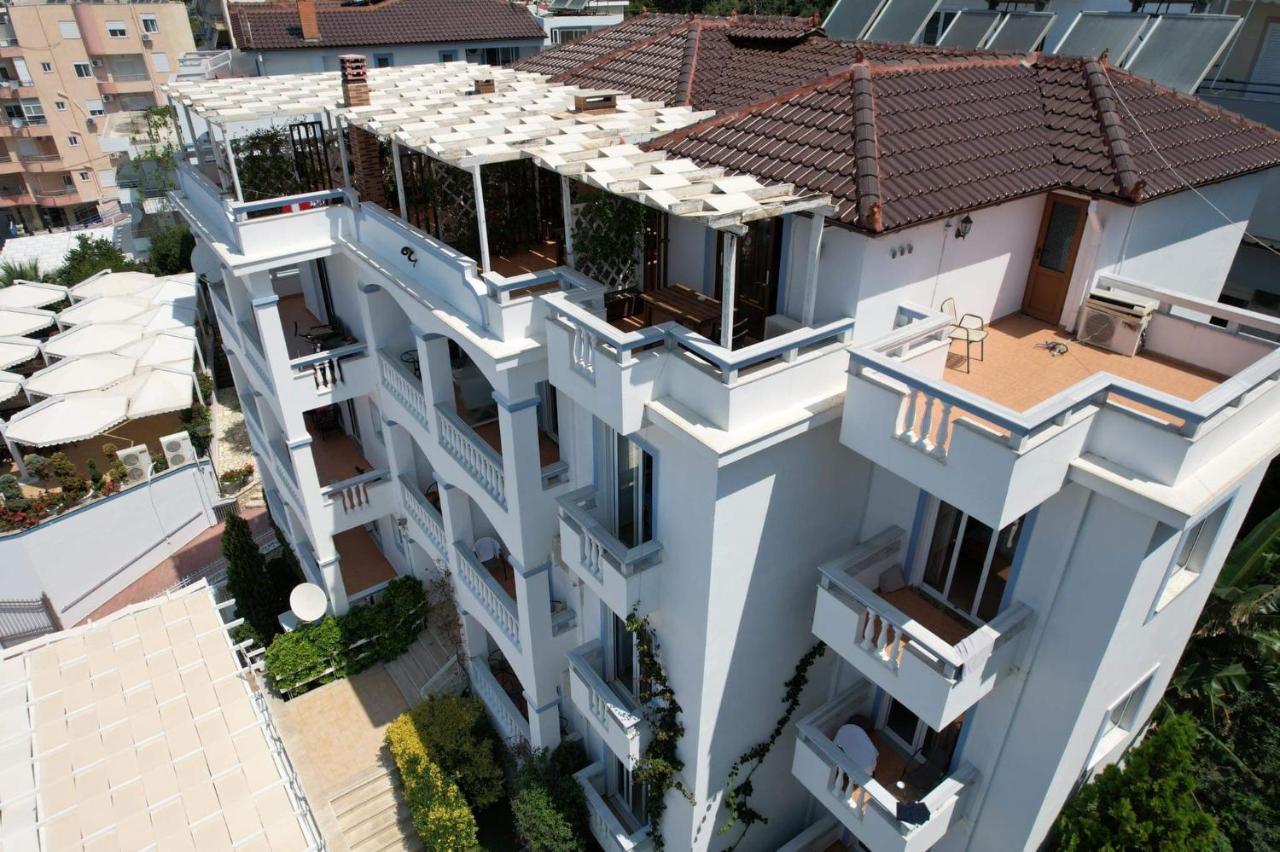 Hotel Erdano Саранда Экстерьер фото