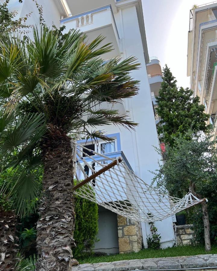 Hotel Erdano Саранда Экстерьер фото