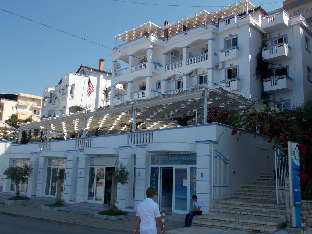 Hotel Erdano Саранда Экстерьер фото